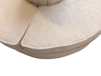 Hollywood Regency Round Banquet Settee Tufted Lobby Sofa in Bouclé, 1980s